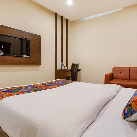 Fabhotel Vertigo Suites - Nr Bkc Bombay Extérieur photo