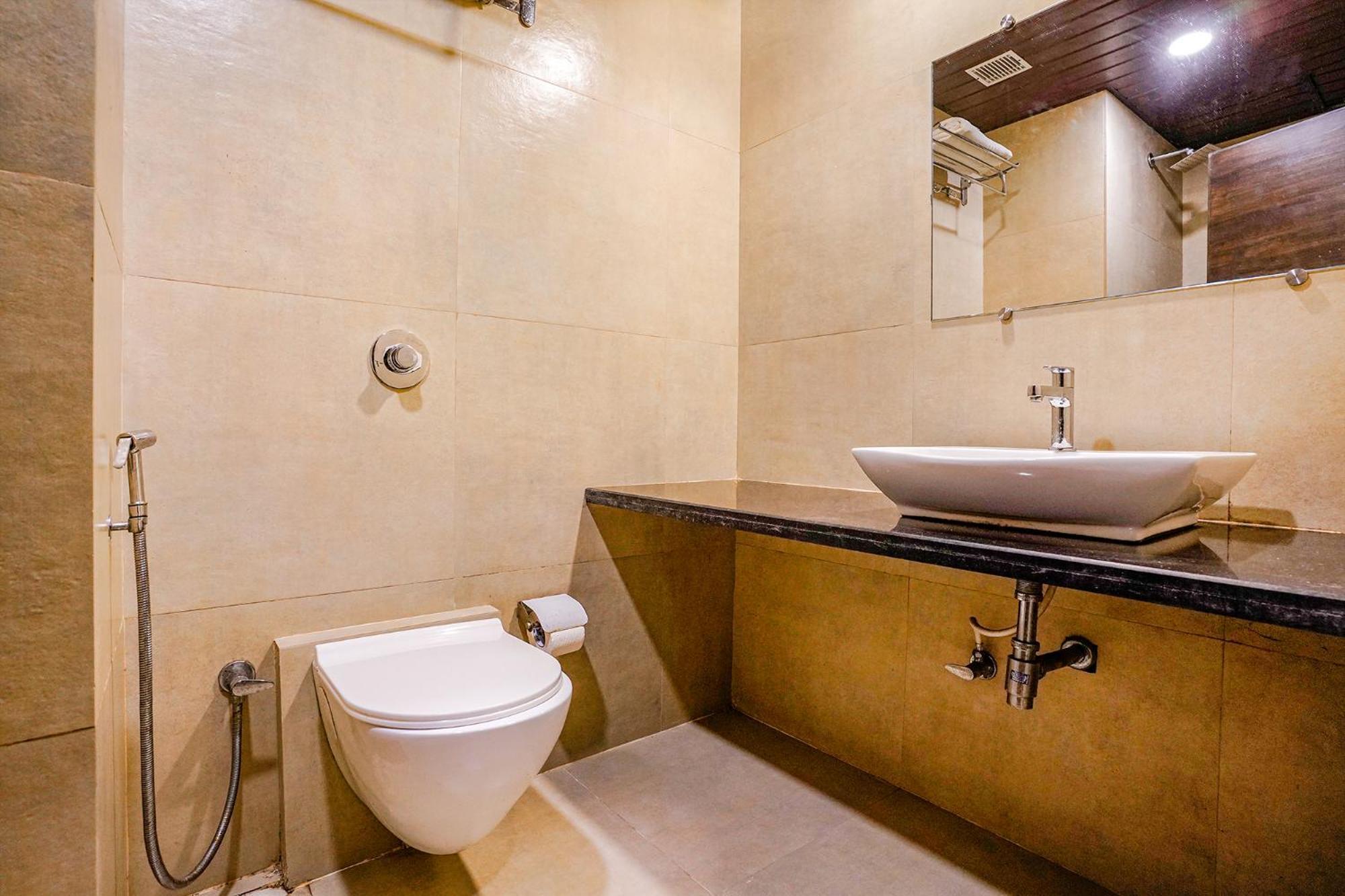 Fabhotel Vertigo Suites - Nr Bkc Bombay Extérieur photo