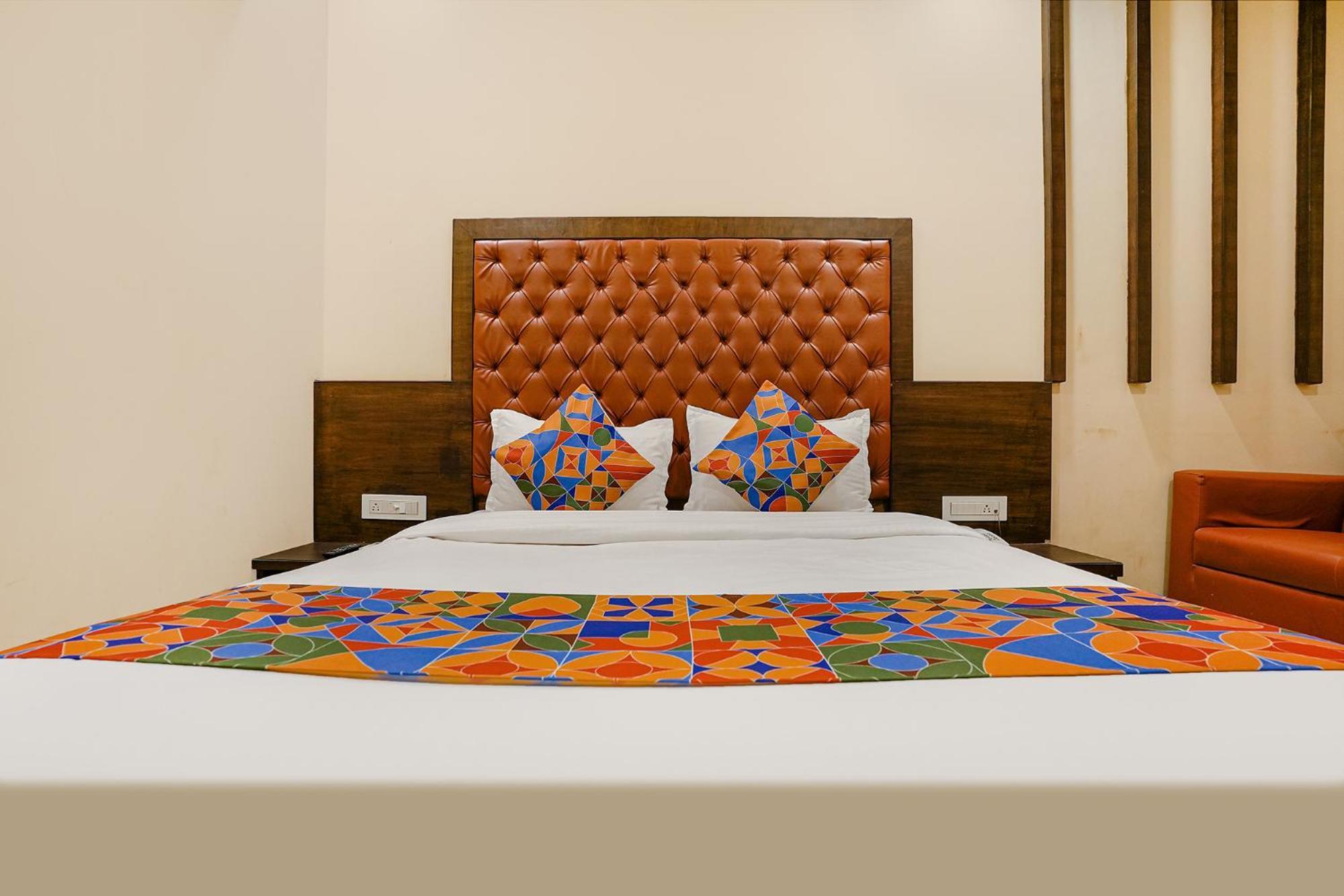 Fabhotel Vertigo Suites - Nr Bkc Bombay Extérieur photo